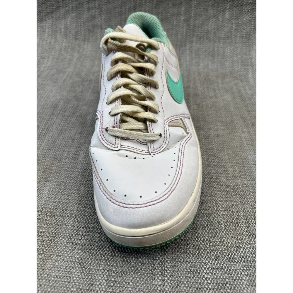 Nike Gamma Force FN7109-100 Womens 7.5 Athletic Shoes White Emerald Rise Sneaker
